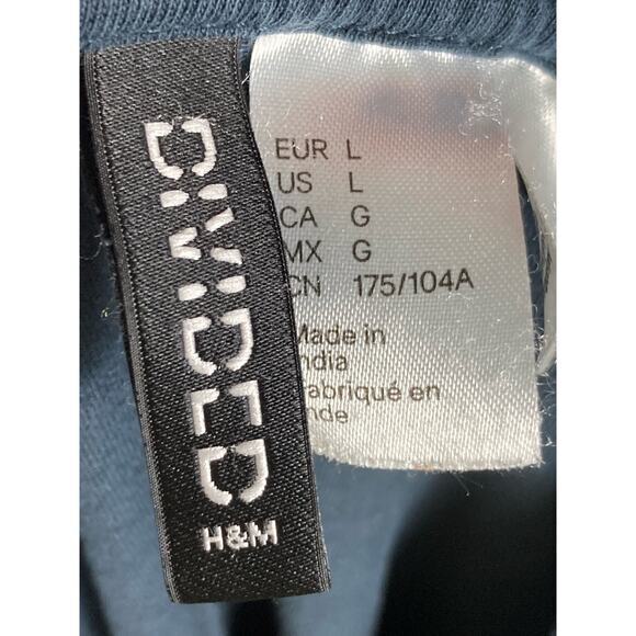 Aaliyah Graphic Tee Women's XL‎ Black Short Sleeve Damaged Top - Picture 9 of 10